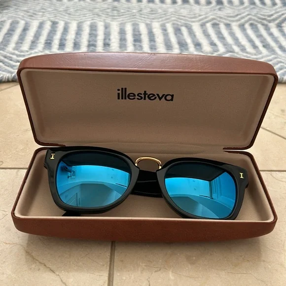 illesteva Polarized Sunglasses